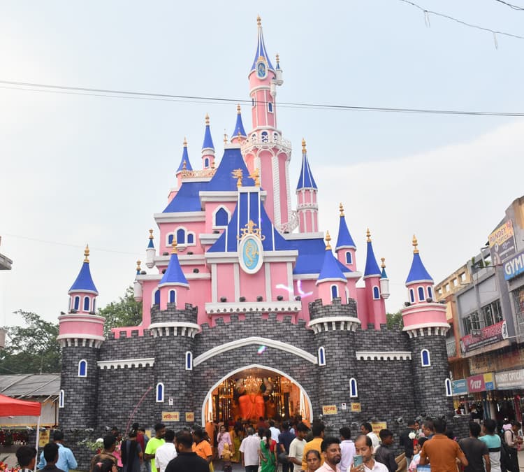 Bokaro news: गणपति बप्पा मोरया के जयकारों से गूंजा बोकारो