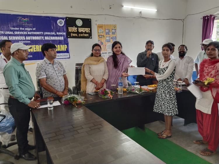 अपराध पर अंकुश लगाने के लिए कानून की जानकारी जरूरी : न्यायाधीश