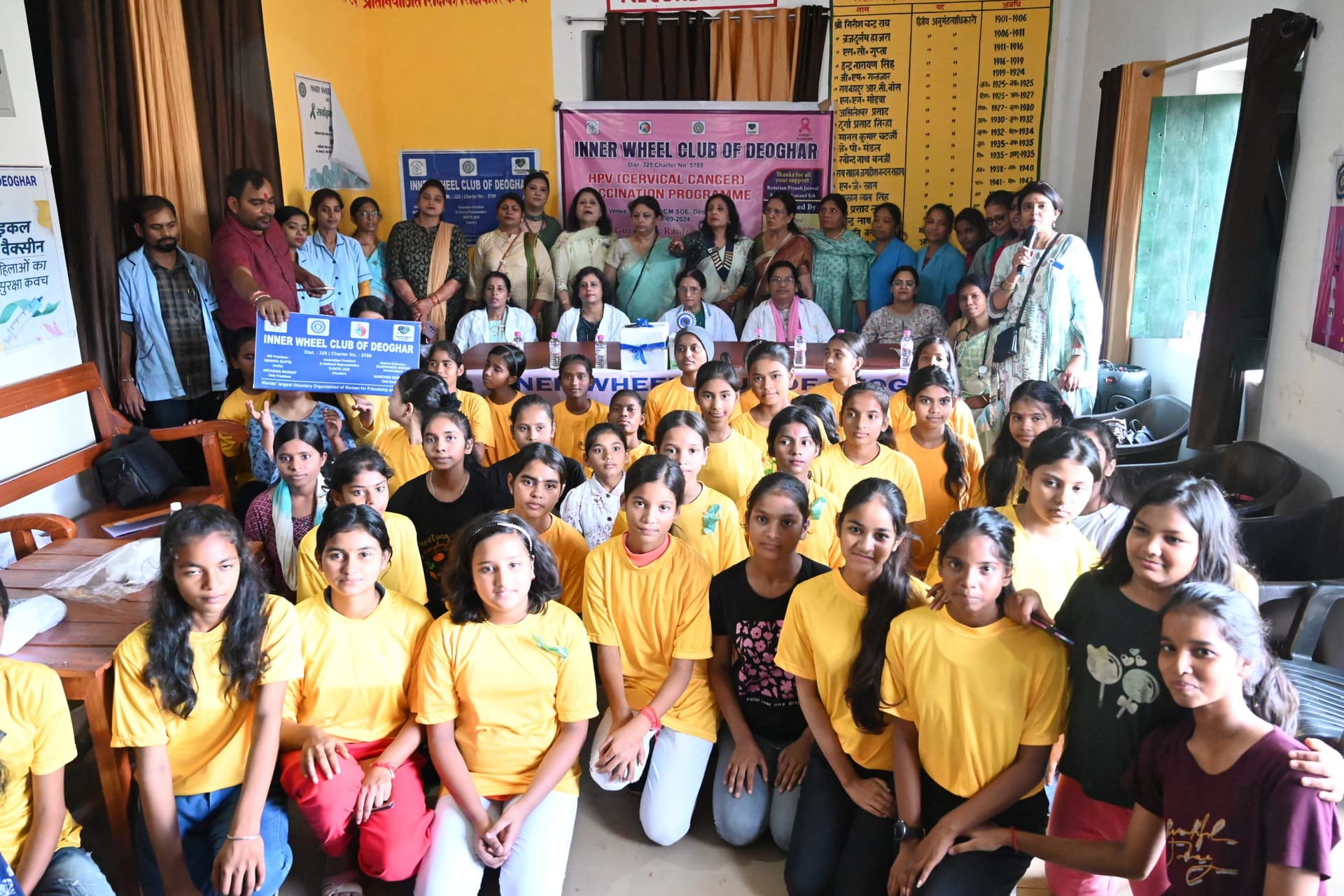 आर मित्रा प्लस टू स्कूल की 101 बच्चियों को सर्वाइकल कैंसर से बचाव के लिए दी गयी वैक्सीन