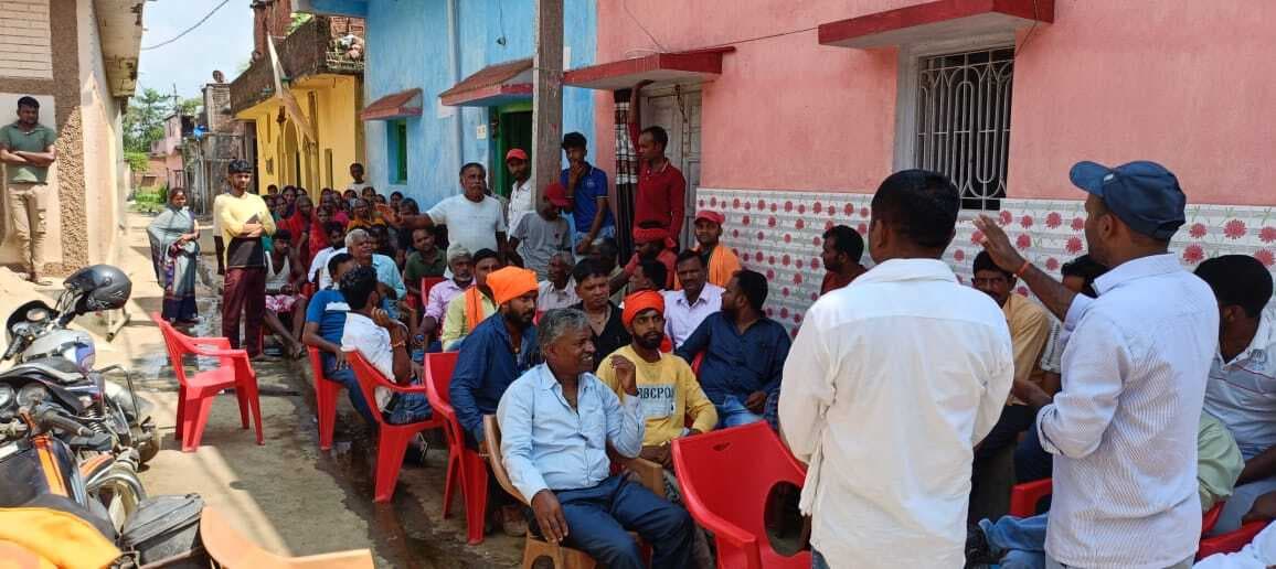 असिया गांव में धर्मांतरण को लेकर ग्रामीणों का विरोध
