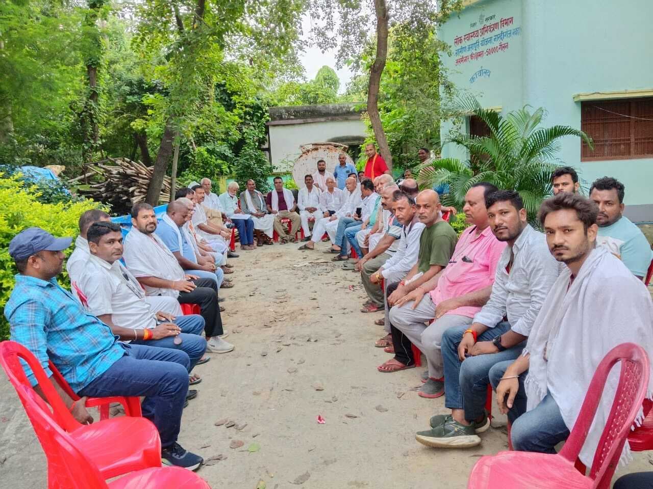 आपसी भाईचारा व शांति व्यवस्था कायम रखने का लिया संकल्प