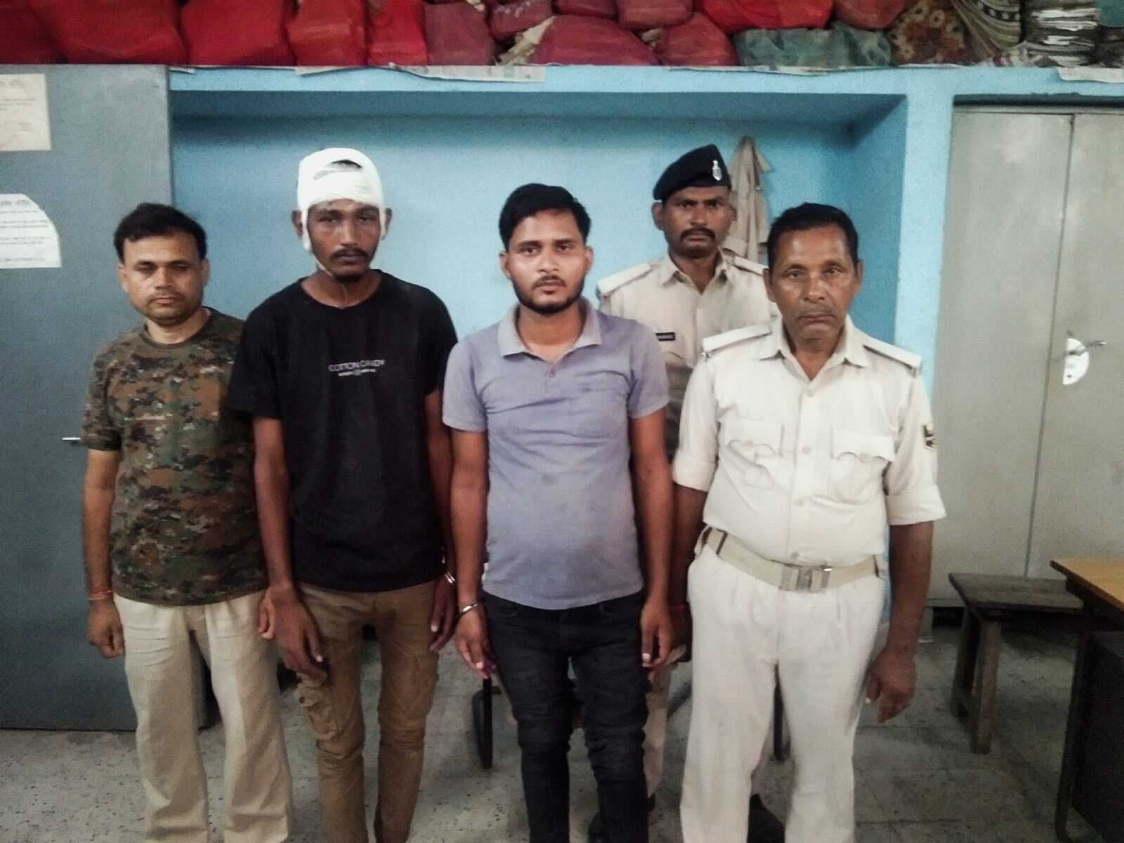 बेटी को विदा करने से मना किया तो दामाद ने चला दी गोली