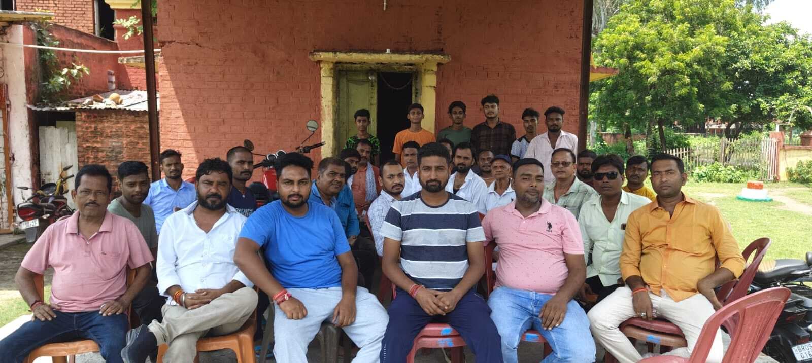 पंडाल की भव्य सजावट लोगों को करेगी आकर्षित