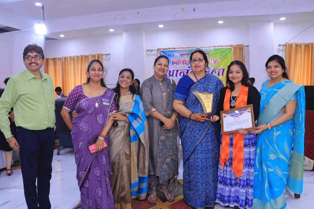 Giridih News: मायुमं प्रेरणा के आनंद मेला सह रैंप वॉक शो का हुआ समापन