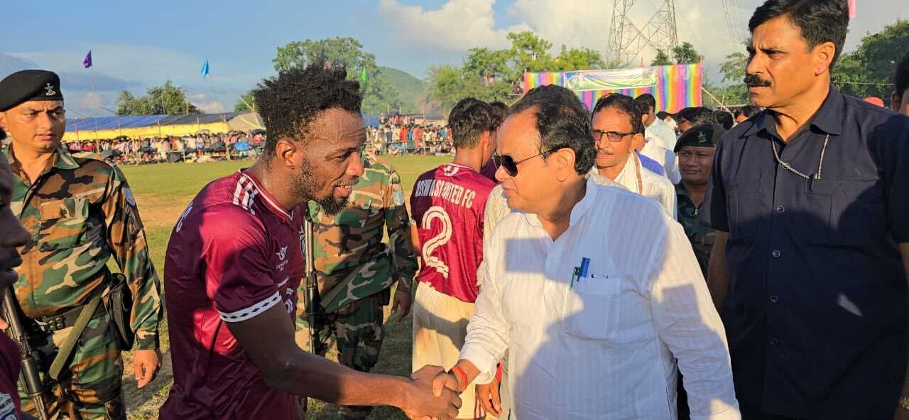 जीतपुर में बनेगा फुटबॉल अकादमी और इंटरनेशनल स्टेडियम : डॉ इरफान अंसारी