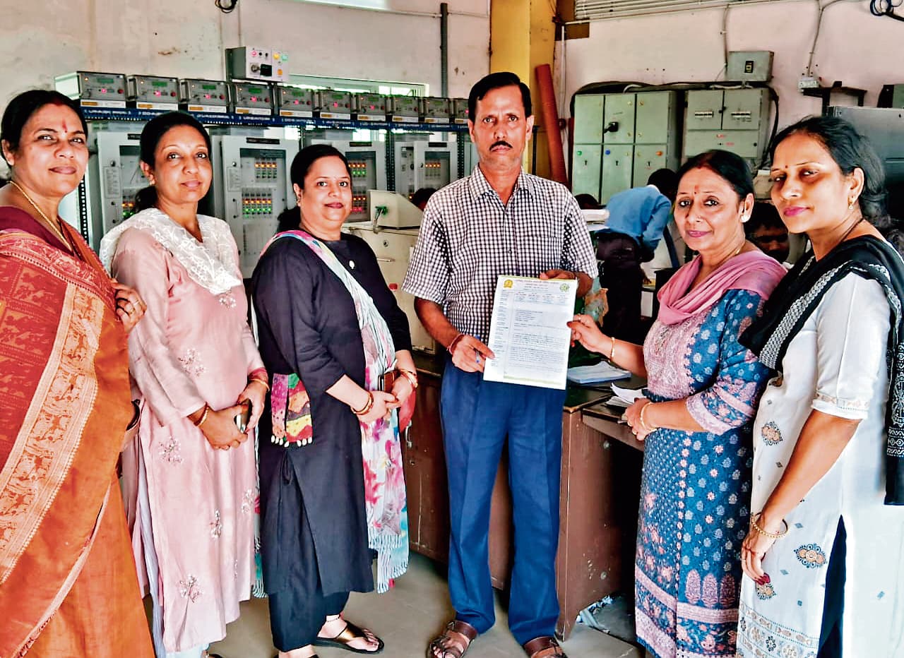 Rourkela News: वैकल्पिक व्यवस्था किये बगैर राजगांगपुर स्टेशन का एफओबी तोड़ने का विरोध, आंदोलन की चेतावनी