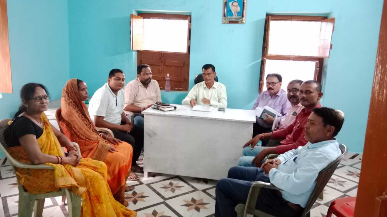 Fake teacher reinstatement case: शिक्षा समिति की बैठक में उठा फर्जी बहाली ा मामला