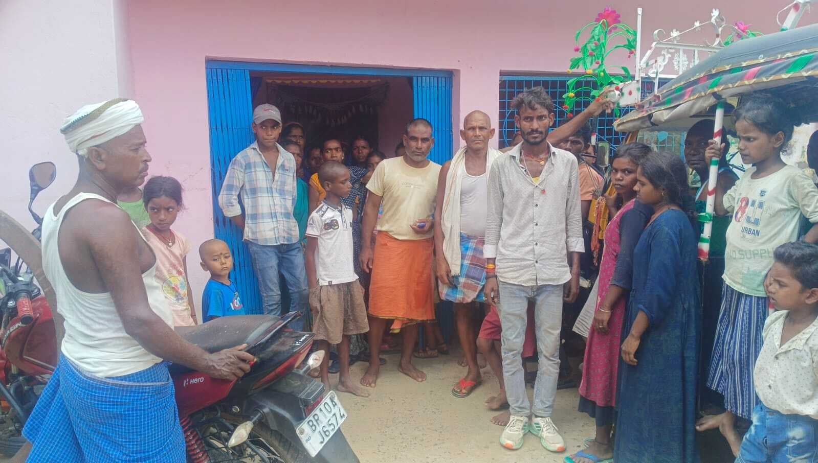 लकड़ी लाने गयी महिला का फगुआ नाला से शव बरामद, परिजनों में मचा कोहराम