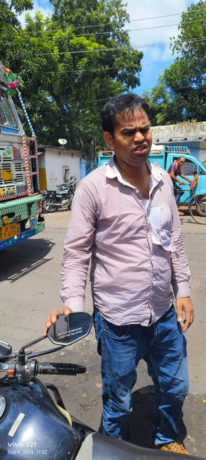 सीनियर ओवरसियर से मारपीट, अपहरण करने का प्रयास