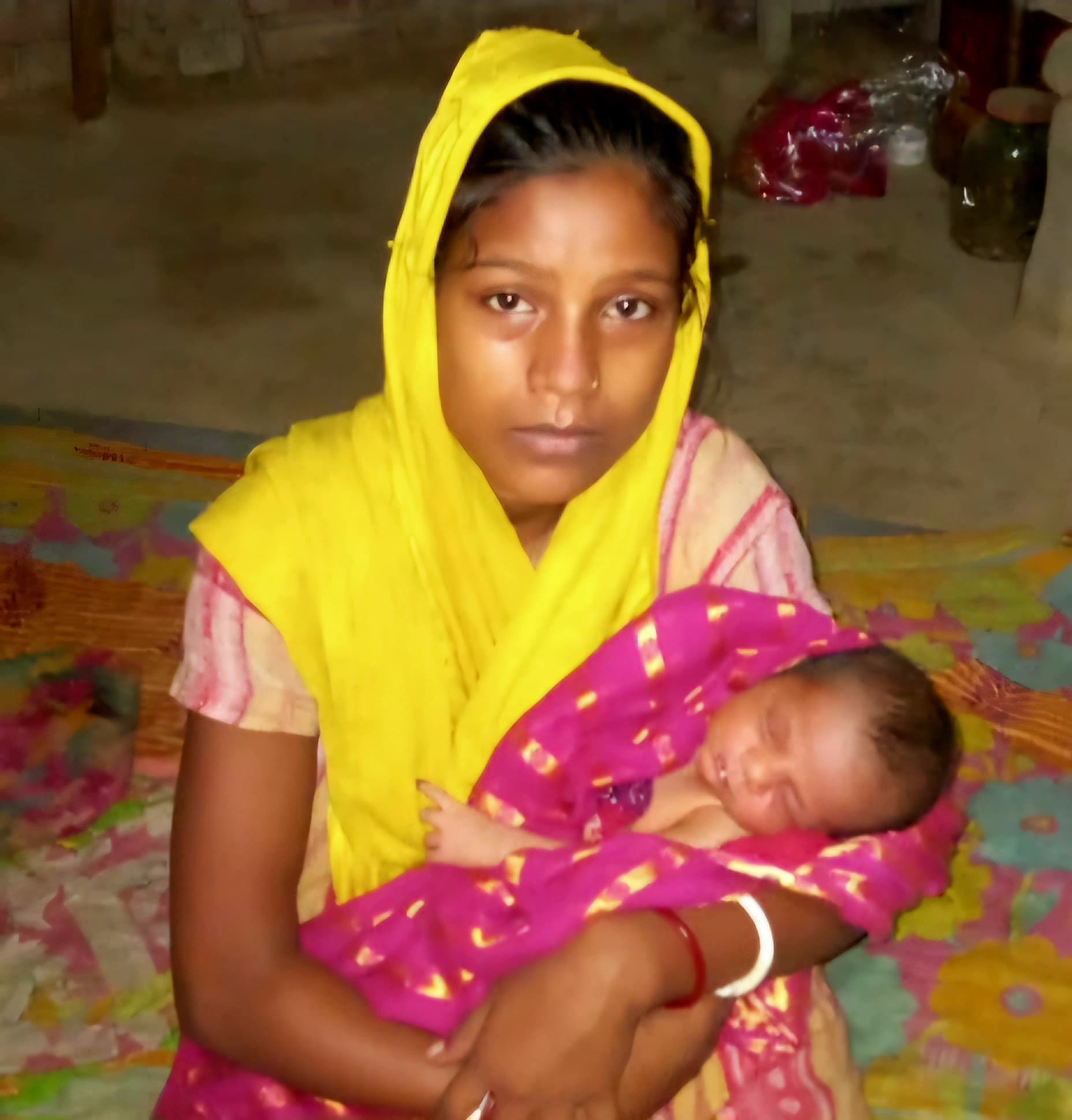 जियापोखर पुलिस प्रसव पीड़ा से तड़प रही महिला को पुलिस वैन से पहुंचा ठाकुरगंज पीएचसी