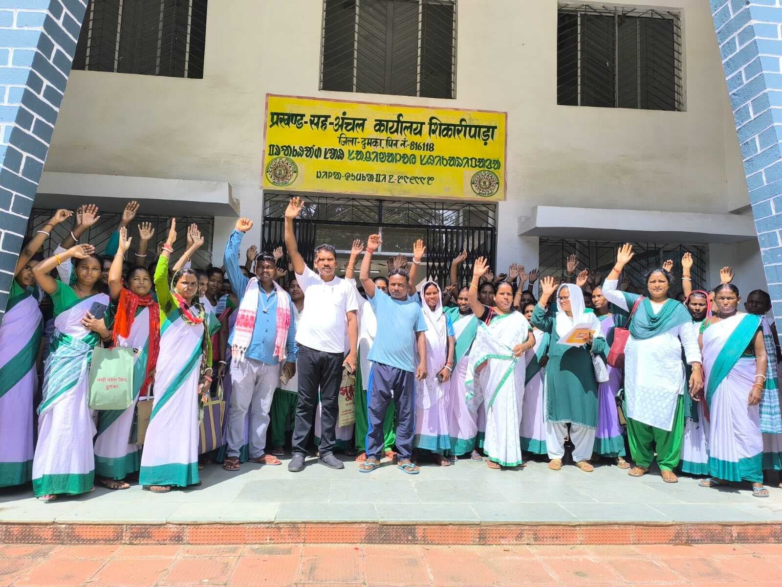 बॉटम ::दिवंगत सहिया के आश्रित को अनुकंपा पर हो नियुक्ति