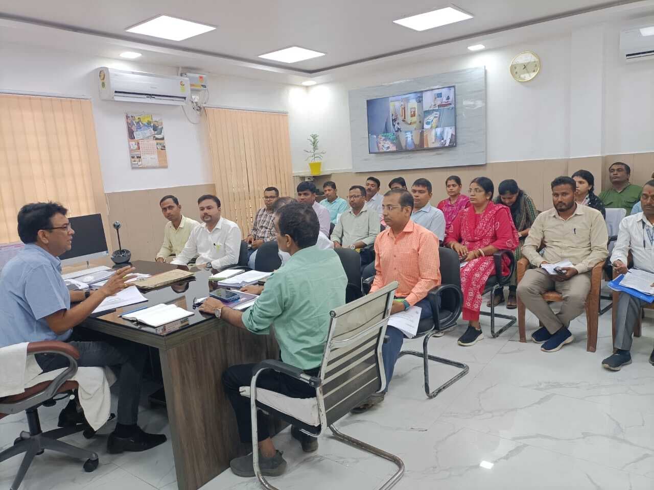 स्वच्छता अपनाएं, तो रहेंगे स्वस्थ: डीडीसी