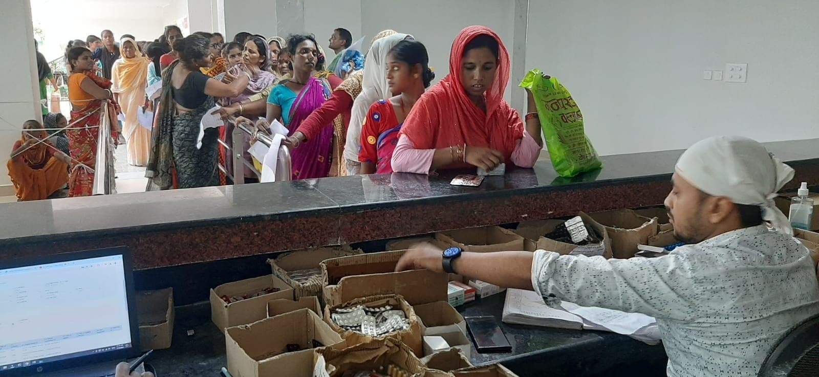 जीएमसीएच में नहीं मिल रही कैल्शियम की दवा, मरीजों की बढ़ी परेशानी