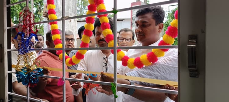 सात निश्चय योजना से बैसा में खुला सुधा आउटलेट