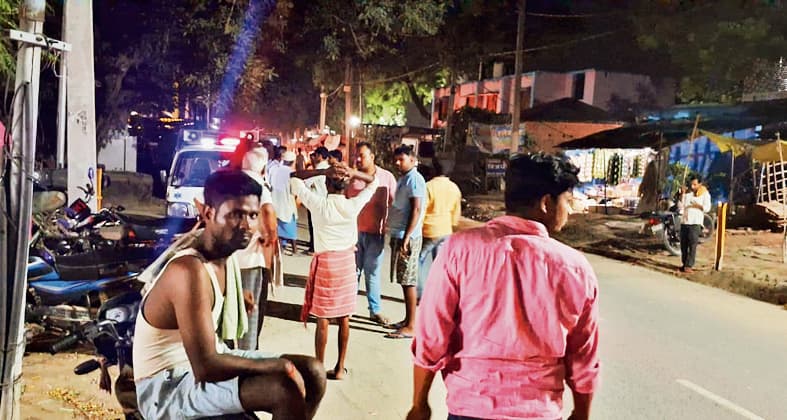 Gopalganj News : स्काॅर्पियो के धक्के से घायल अधेड़ की 16वें दिन इलाज के दौरान गोरखपुर में हुई मौत