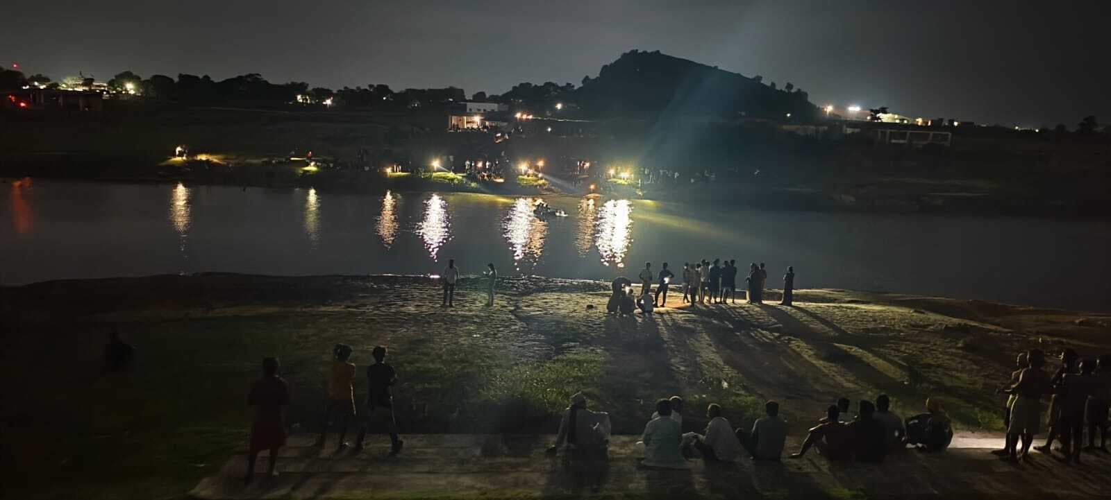 Giridih News: उसरी नदी में बह गया सद्दाम, खोजबीन जारी