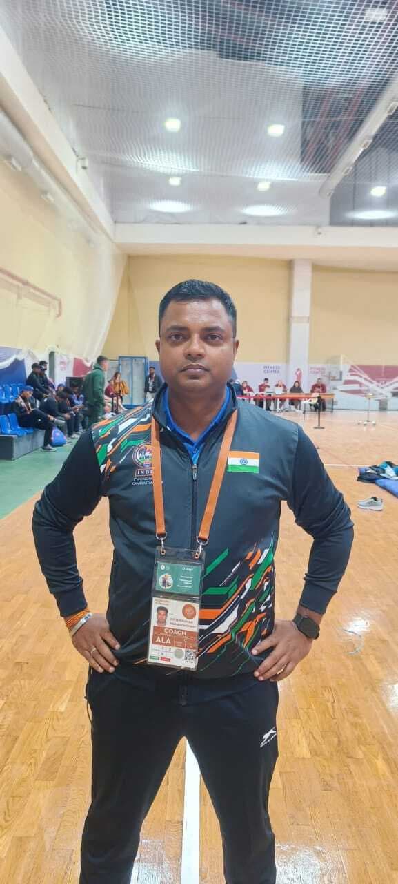 Giridih News: सरिया के नीतीश टीम इंडिया में फिजियोथेरेपिस्ट के रूप में दे रहे हैं योगदान