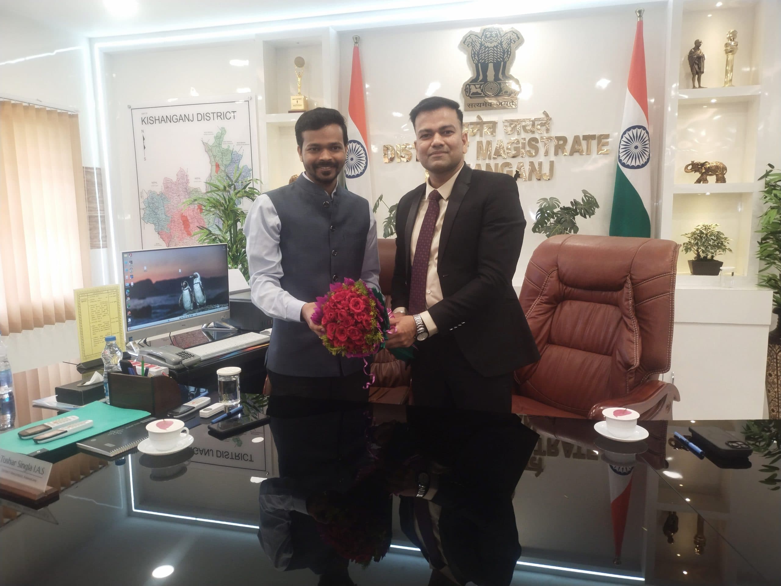 विशाल राज ने संभाला जिलाधिकारी का पदभार
