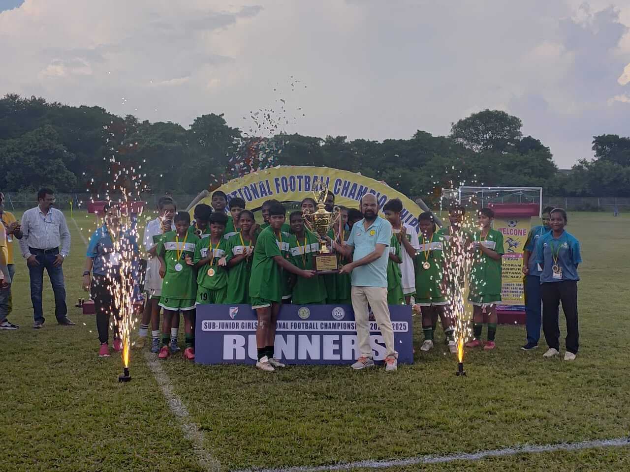 Football : झारखंड की बेटियां बनीं उपविजेता