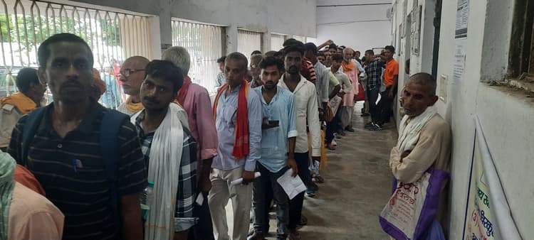 ऑनलाइन रसीद कट रही है, तो किसी तरह के कागजात दिखाने की जरूरत नहीं