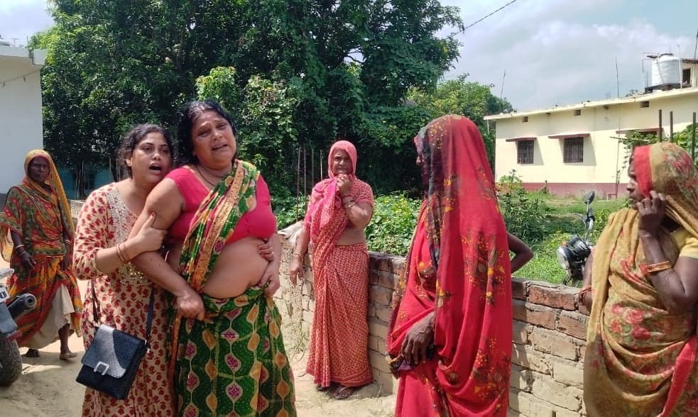 Sitamadhi News, Crime : सहियारा में लाठी-डंडे से पीटकर ग्रामीण चिकित्सक की हत्या