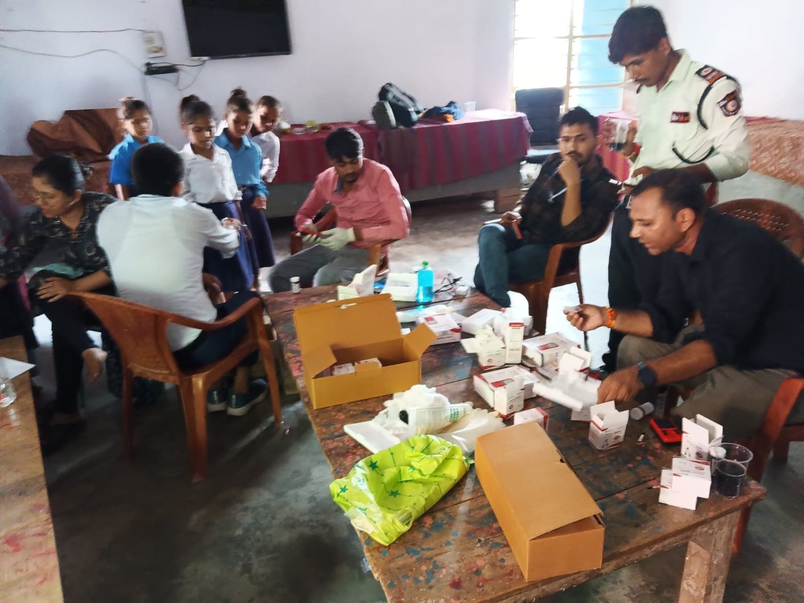 Anemic: जांच में आधा दर्जन बच्ची मिली एनिमिक