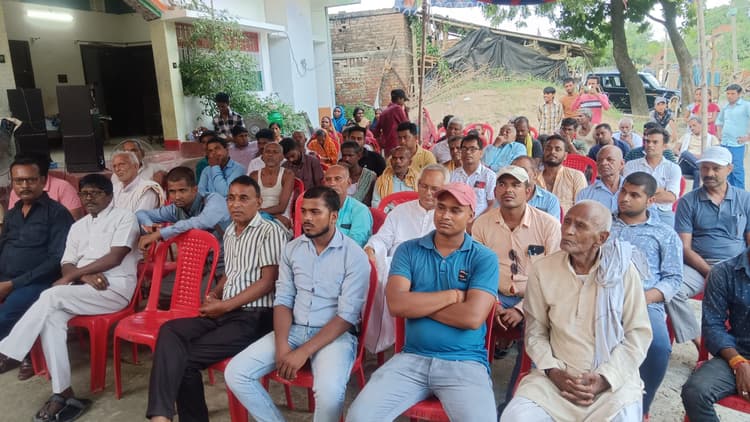 बैठक में कई मुद्दों पर किया गया विमर्श