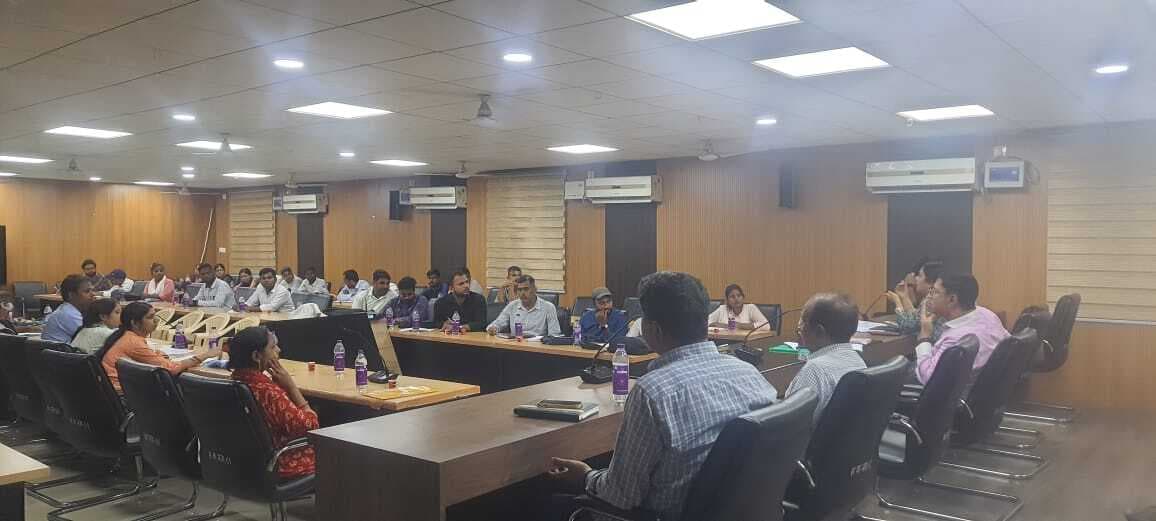 भूमि सर्वेक्षण में स्वलिखित वंशावली मान्य , प्रपत्र-2 में दे जमीन की जानकारी