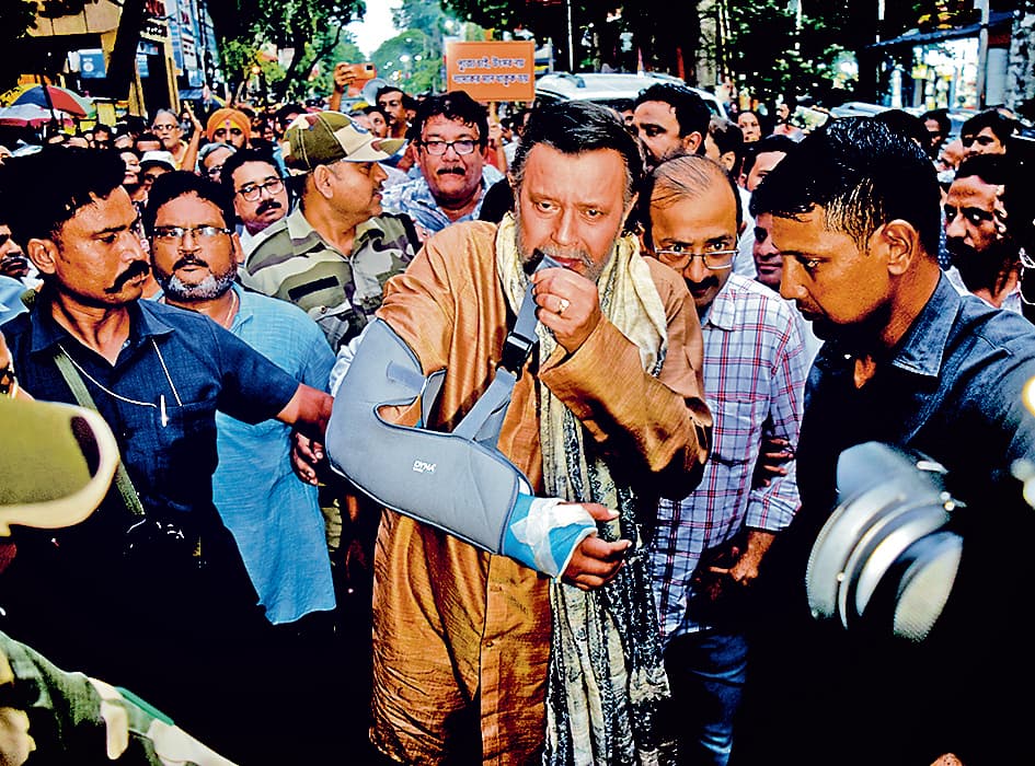 विवेक जागरण यात्रा में शामिल हुए मिथुन