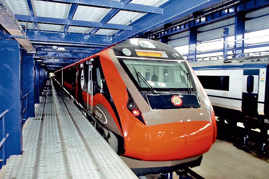 पूजा से पूर्व बंगाल को तीन और वंदे भारत की सौगात