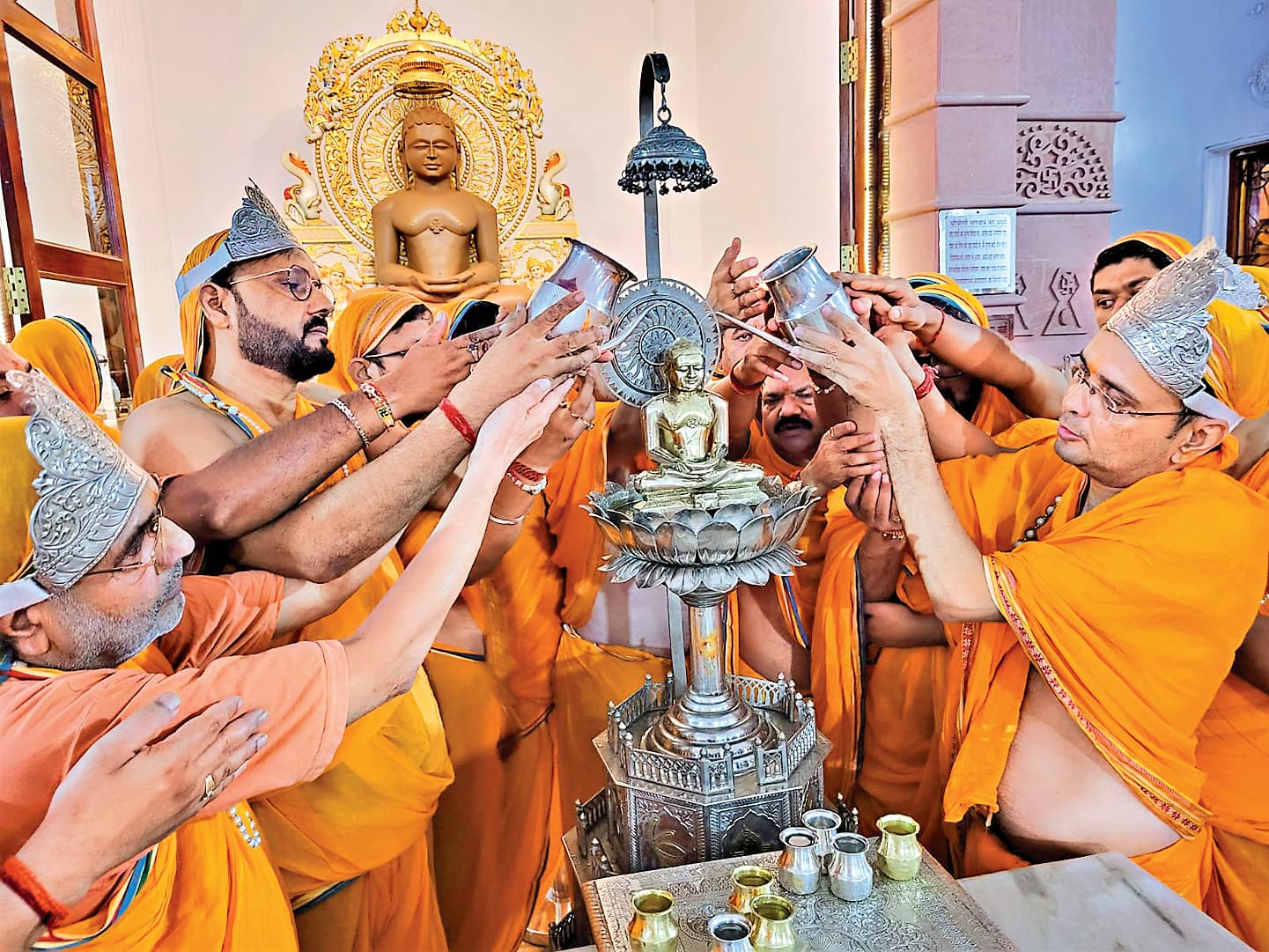 RANCHI NEWS : जिसका मन स्वच्छ हो गया, उसमें लोभ और विकार नहीं आ सकते : पंडित निखिल जैन