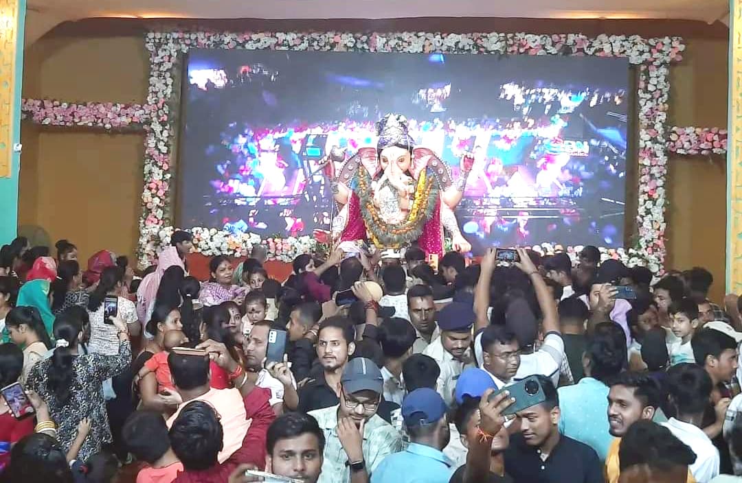 गुलाबबाग में परवान चढने लगी है महागणपति महोत्सव की रौनक