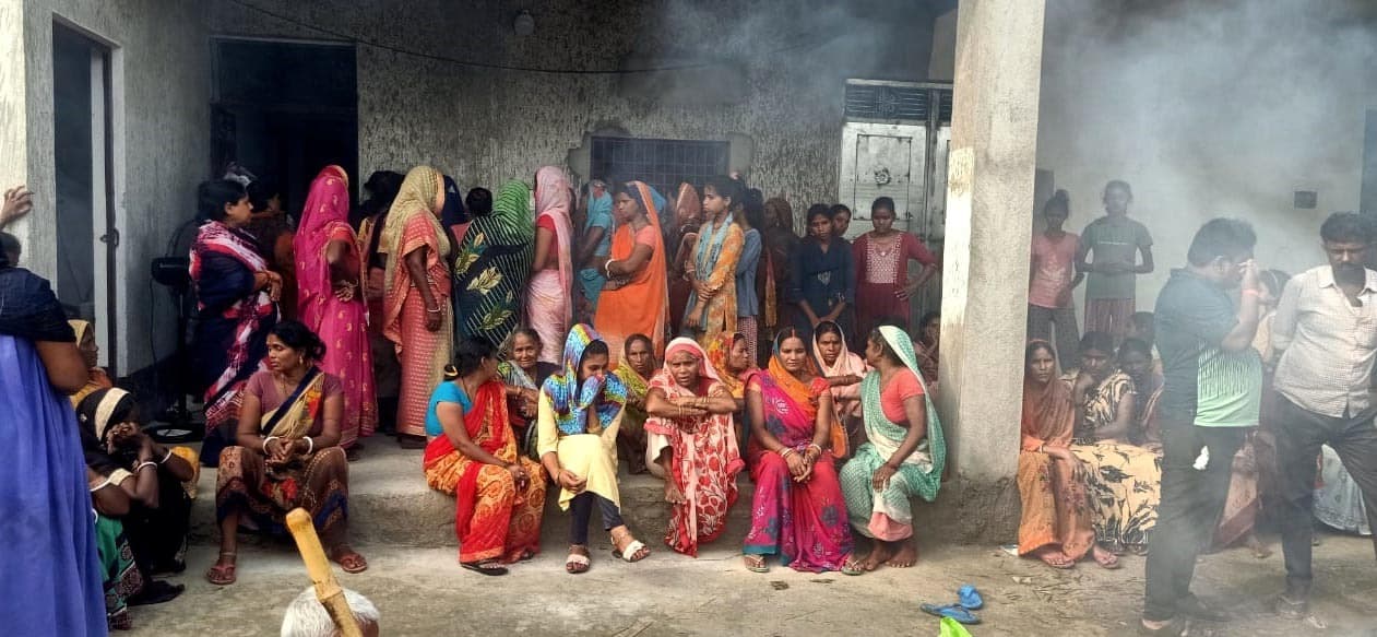 सड़क दुर्घटना में किसान सलाहकार के पति की मौत