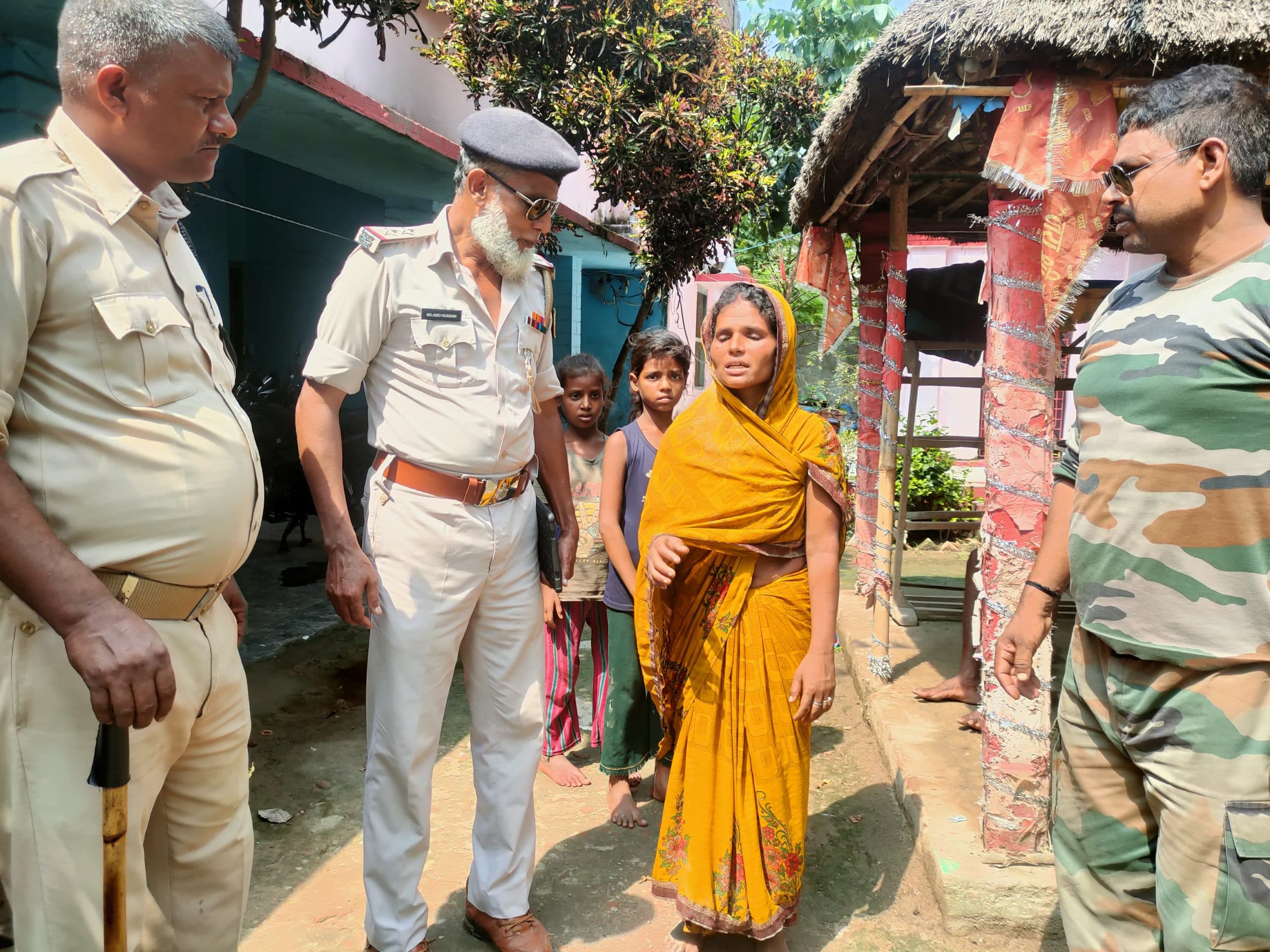 पत्नी के साथ नशेड़ी पति कर रहा था मारपीट