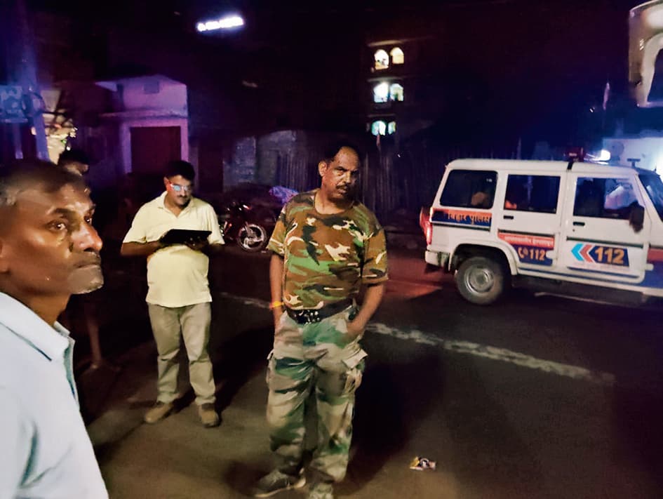 Gopalganj News : मीरगंज के निजी क्लिनिक में ऑपरेशन के बाद महिला मरीज की मौत, परिजनों ने किया हंगामा