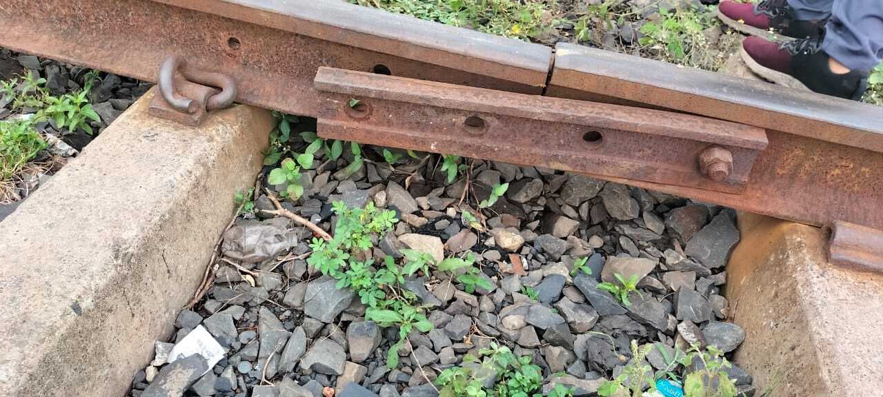 Giridih News: असामाजिक तत्वों ने खोल दिया था ट्रैक का फिश प्लेट, निगरानी में गड़बड़ी पकड़ाई