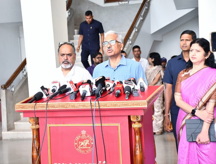 Odisha News: ओडिशा कैबिनेट ने पूर्व अग्निवीरों के लिए 10% आरक्षण व दो अन्य प्रस्तावों को मंजूरी दी