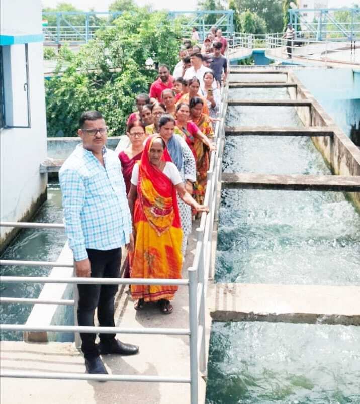 Jamshedpur News : जवाहरनगर रोड नंबर-4 के लोगों ने फिल्टर प्लांट पर किया प्रदर्शन, 10 दिनों का अल्टीमेटम