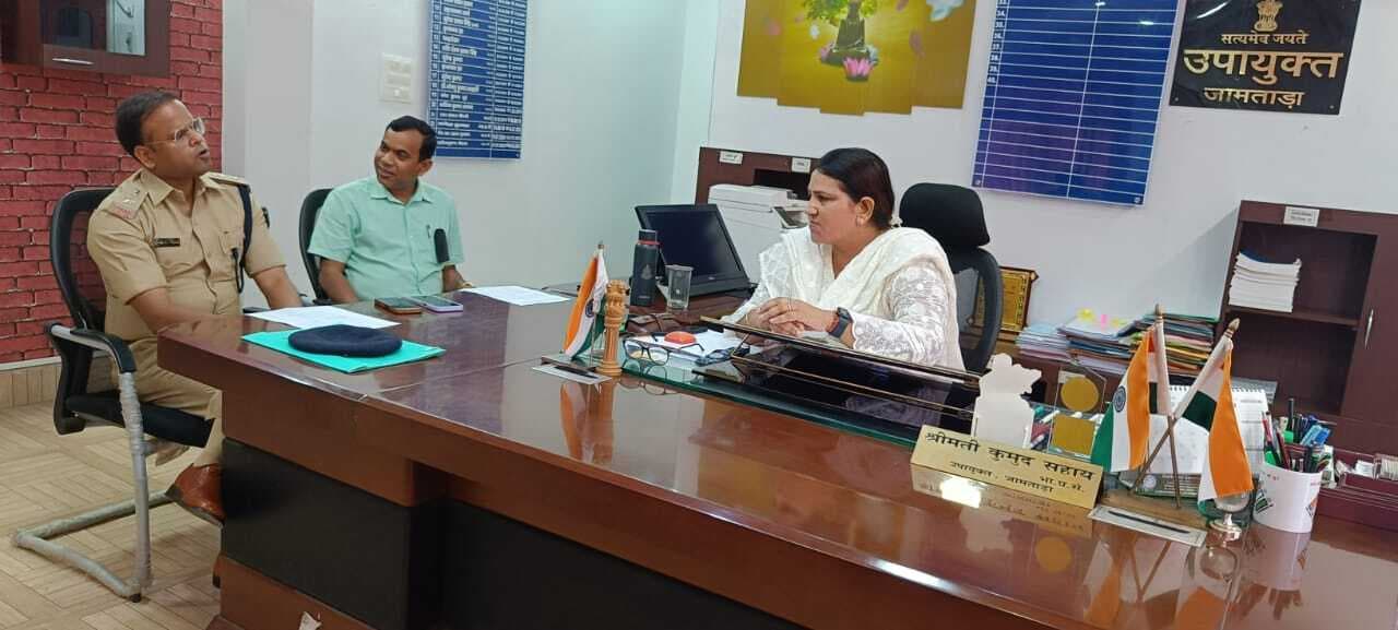 सीएसआर मद से होने वाले कार्य की बनायें प्रोजेक्ट रिपोर्ट : डीसी