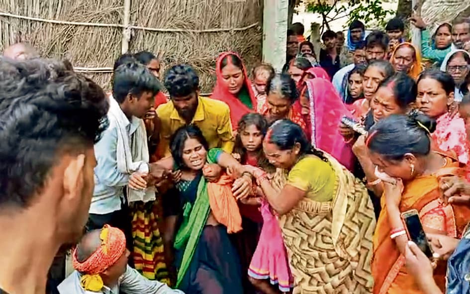 तेज रफ्तार बोलेरो की टक्कर से बाइक सवार युवक की गयी जान