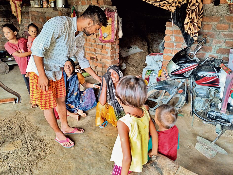 धर्मागत परासी गांव में चाकू से गोद कर वृद्ध की हत्या, पतोहू जख्मी