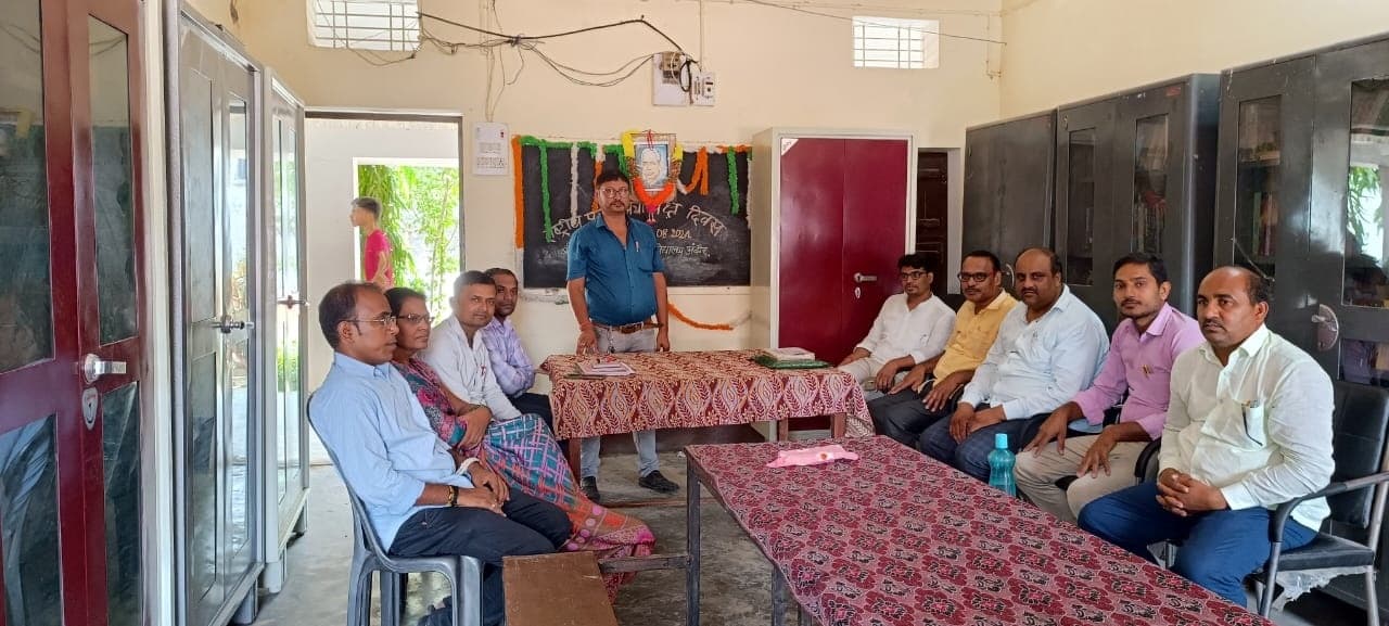 Hindi Day: हिंदी हमारी सामाजिक व सांस्कृतिक पहचान : एचएम