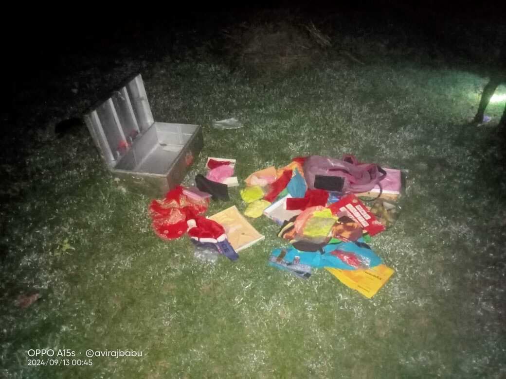 Giridih News: गांव में सोने-चांदी के जेवरात समेत पांच लाख की संपत्ति चोरी