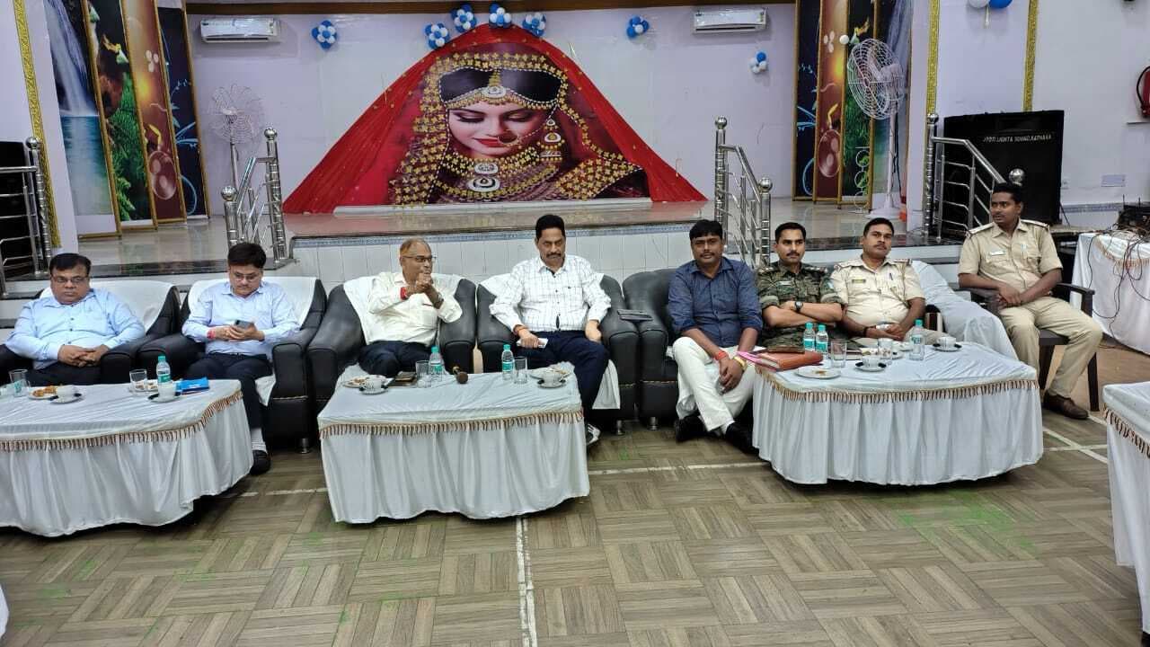 BOKARO NEWS : कोयला और लोहा चोरी रोकने को लेकर चर्चा