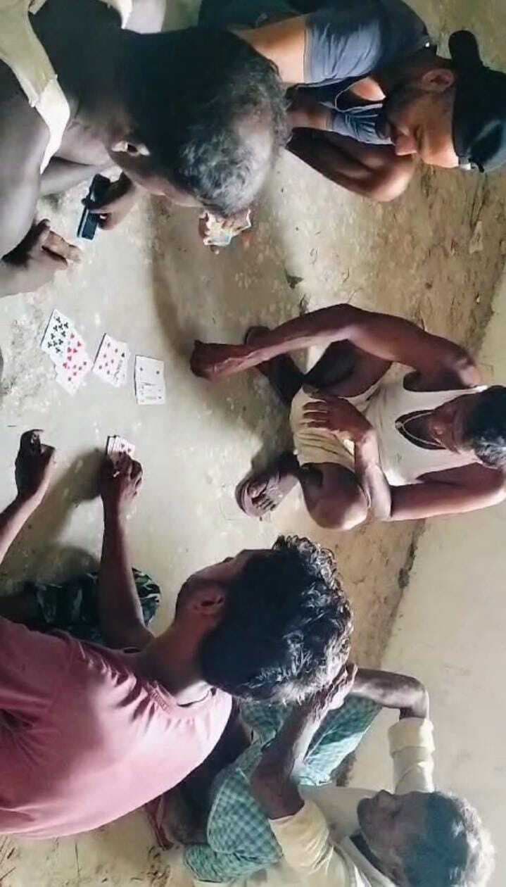 Jamui News : असामाजिक गतिविधियों का केंद्र बना प्राथमिक विद्यालय केवाल