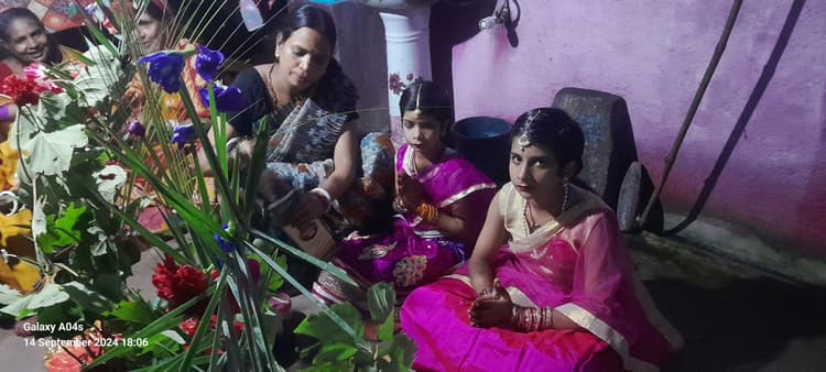 धूमधाम से मनाया गया करमा धरमा का त्योहार