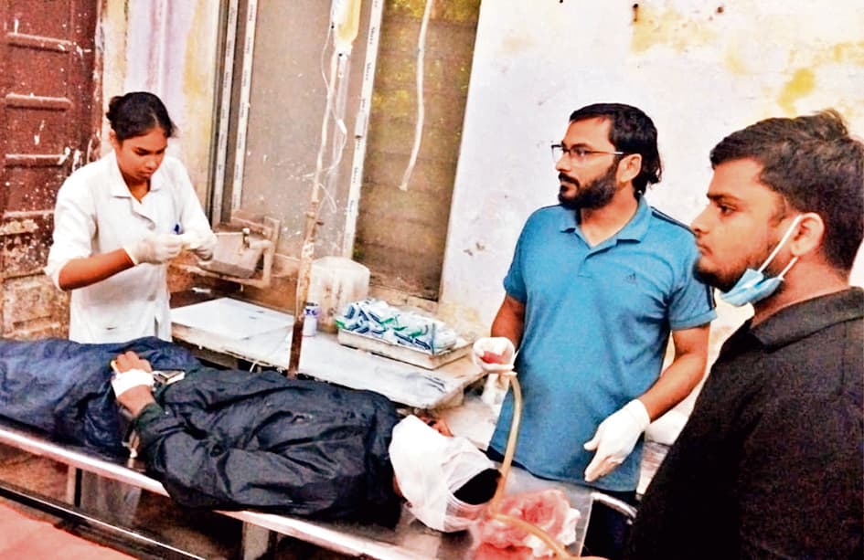 hajipur news. छिनतई का विरोध करने पर डिलिवरी ब्वाॅय को मारी गोली