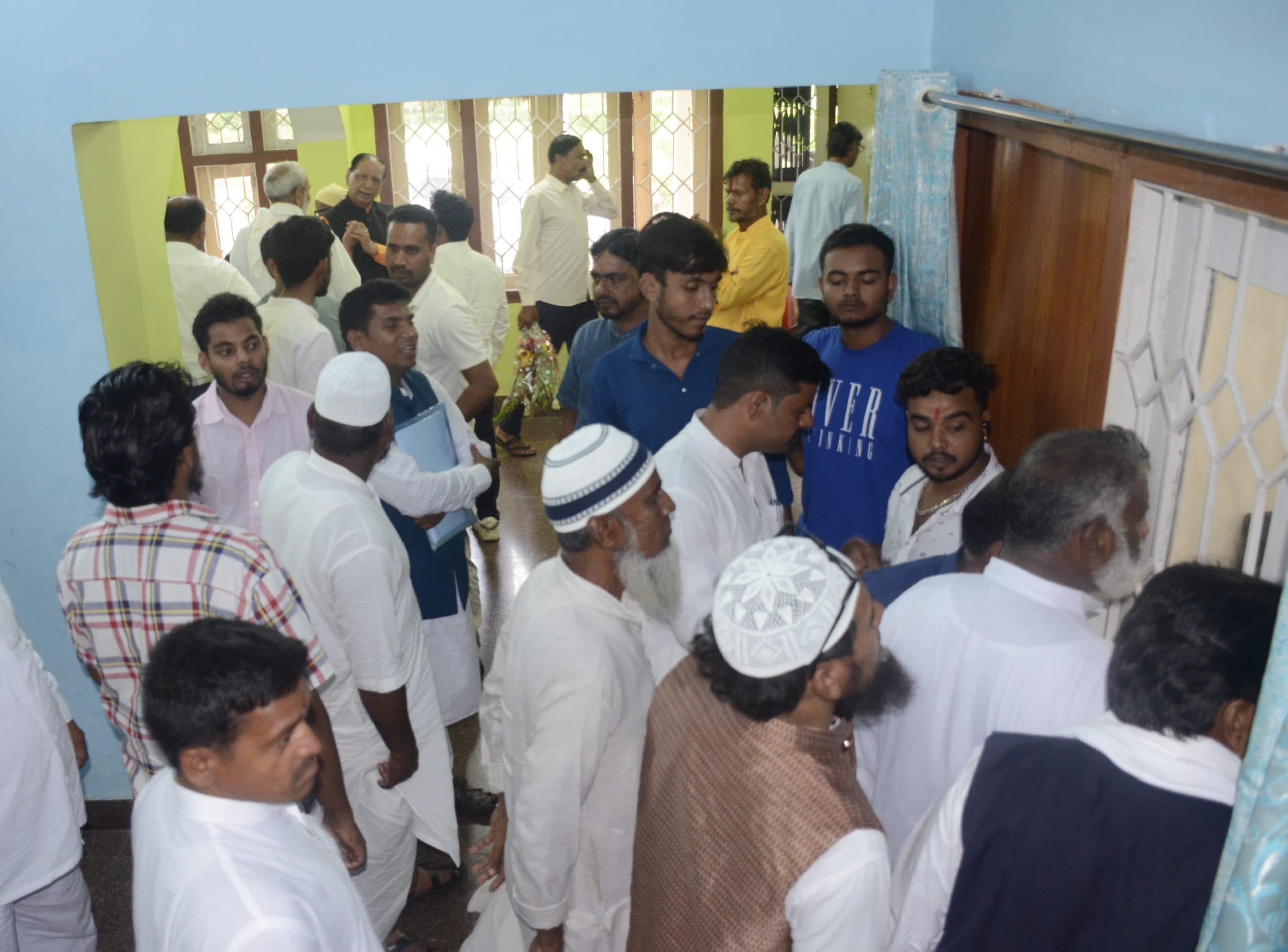 Giridih News: कांग्रेस स्क्रीनिंग कमेटी ने दावेदारों से की रायशुमारी