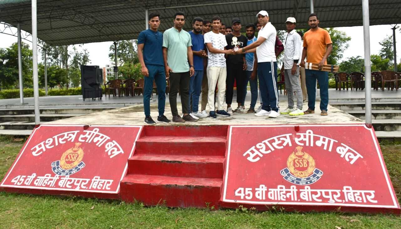 मैत्रीयपूर्ण क्रिकेट मैच में कोचगांवा टीम ने एसएसबी को हराया