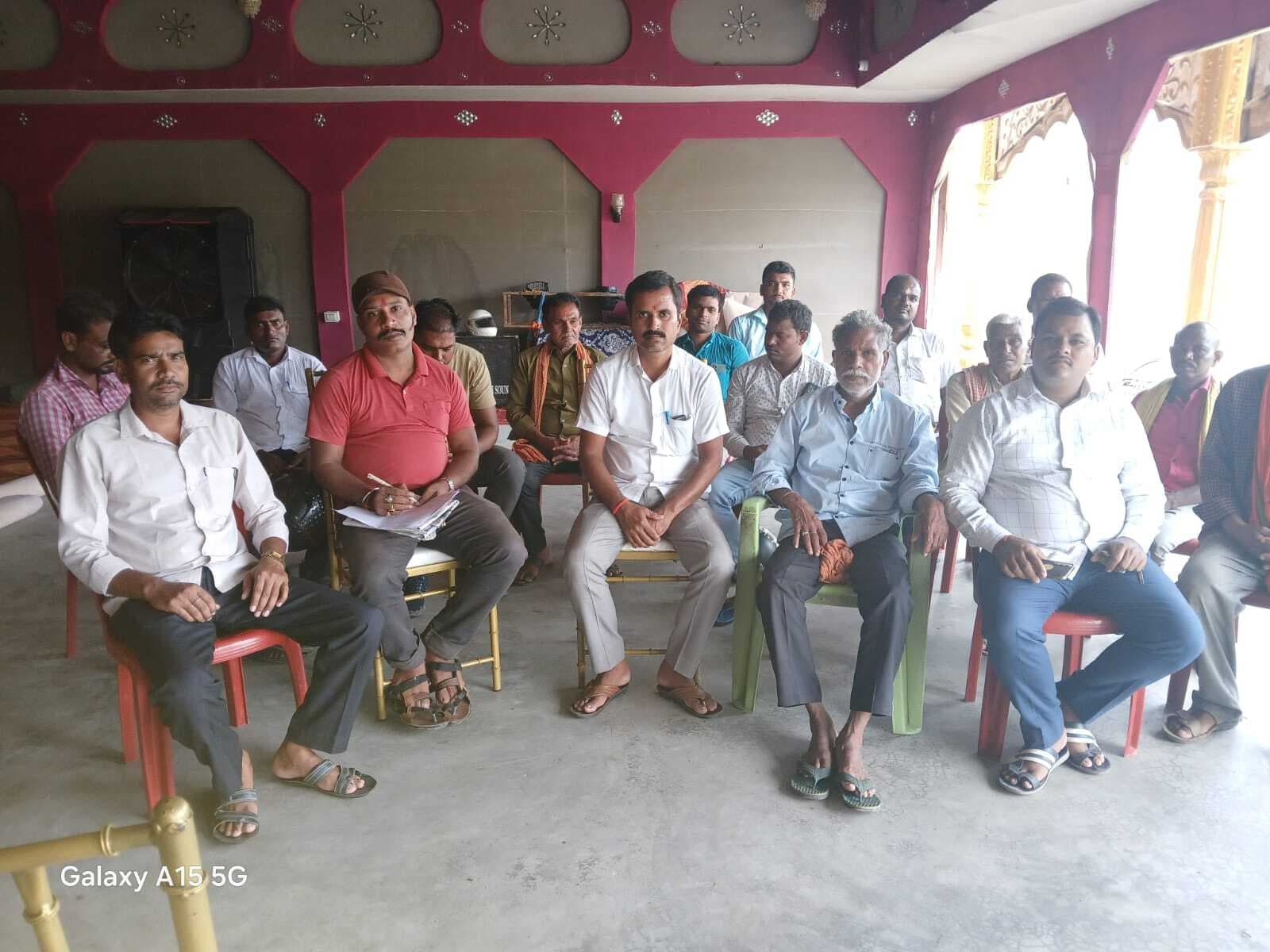 डीलर को रोस्टर के अनुसार मिले अनाज
